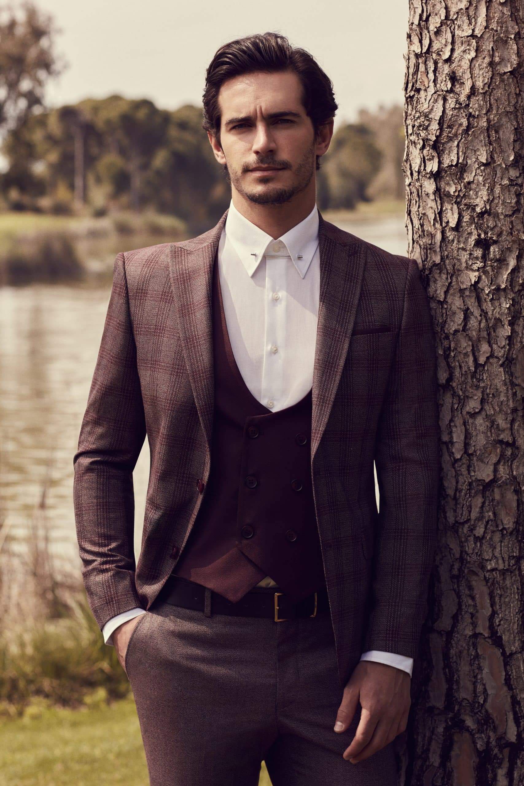 DIAMOND AVIGNON MARRON Á CARRAUX